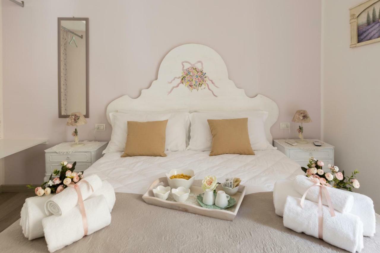 La Maison Romantique Napoli Bagian luar foto