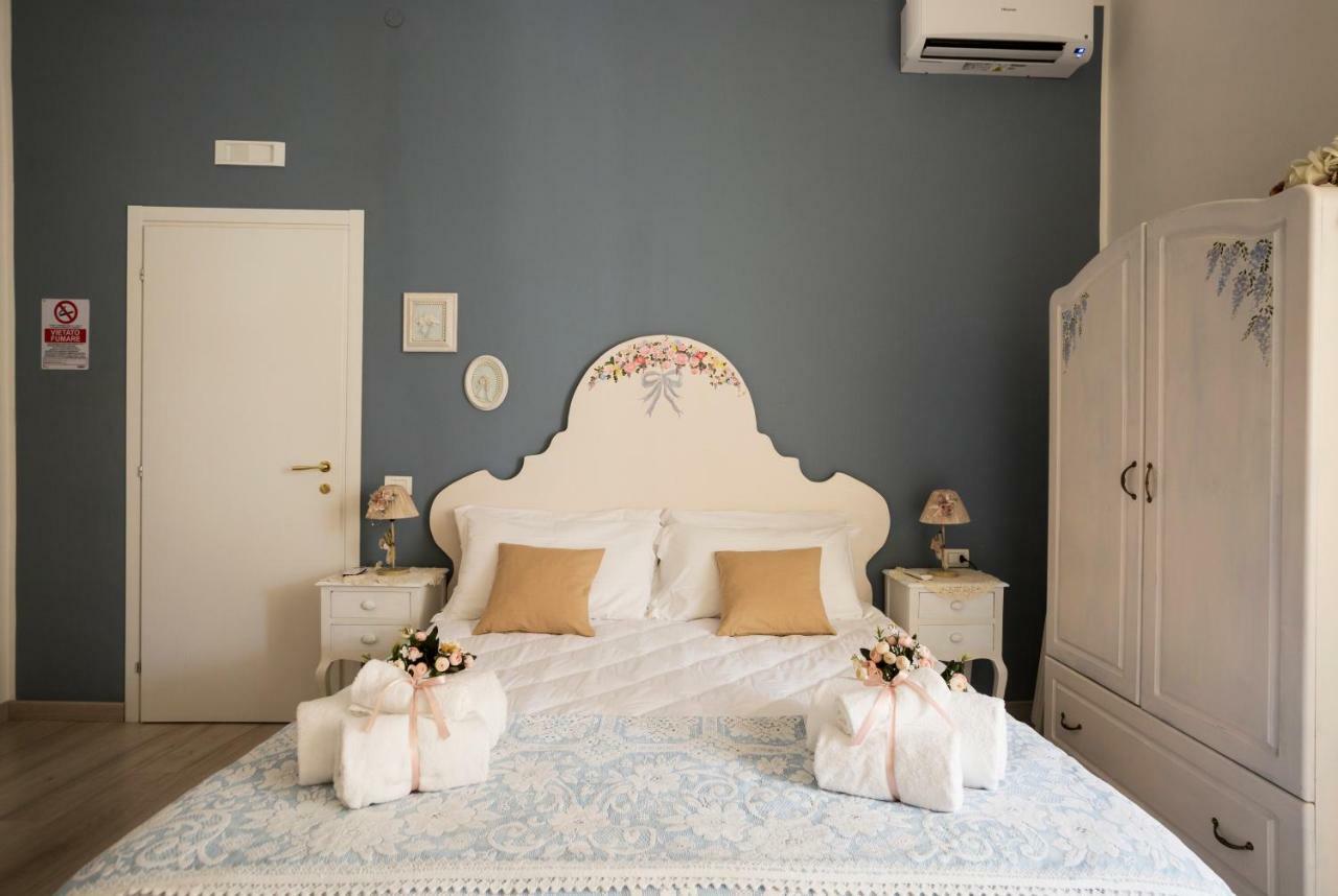 La Maison Romantique Napoli Bagian luar foto